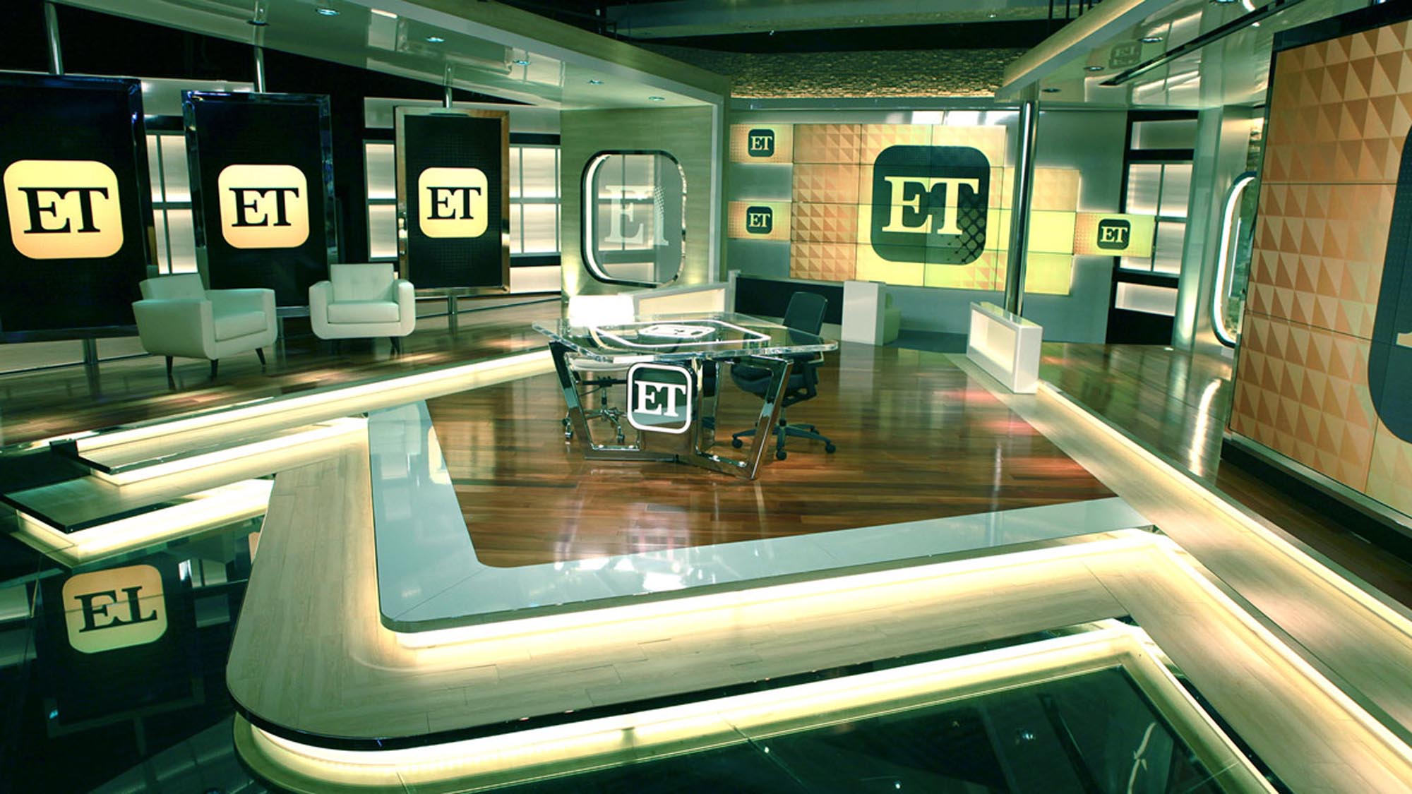 Entertainment Tonight: Reliability Analysis of the Popular Celebrity News Show